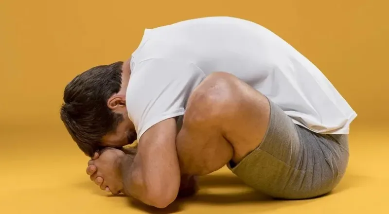 Tout savoir sur l'autofellation : méthodes et exercices 2 yoga auto fellation