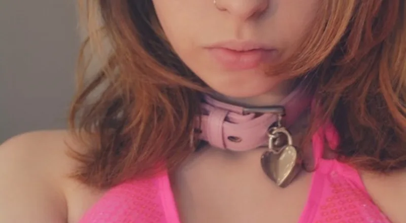 laura belle blonde coquine rose